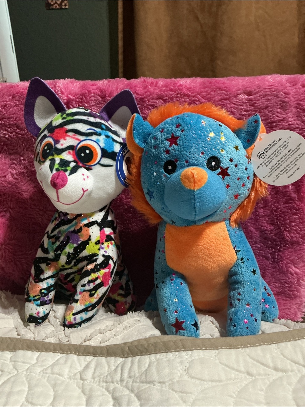 2 Cute Stuffed Animal